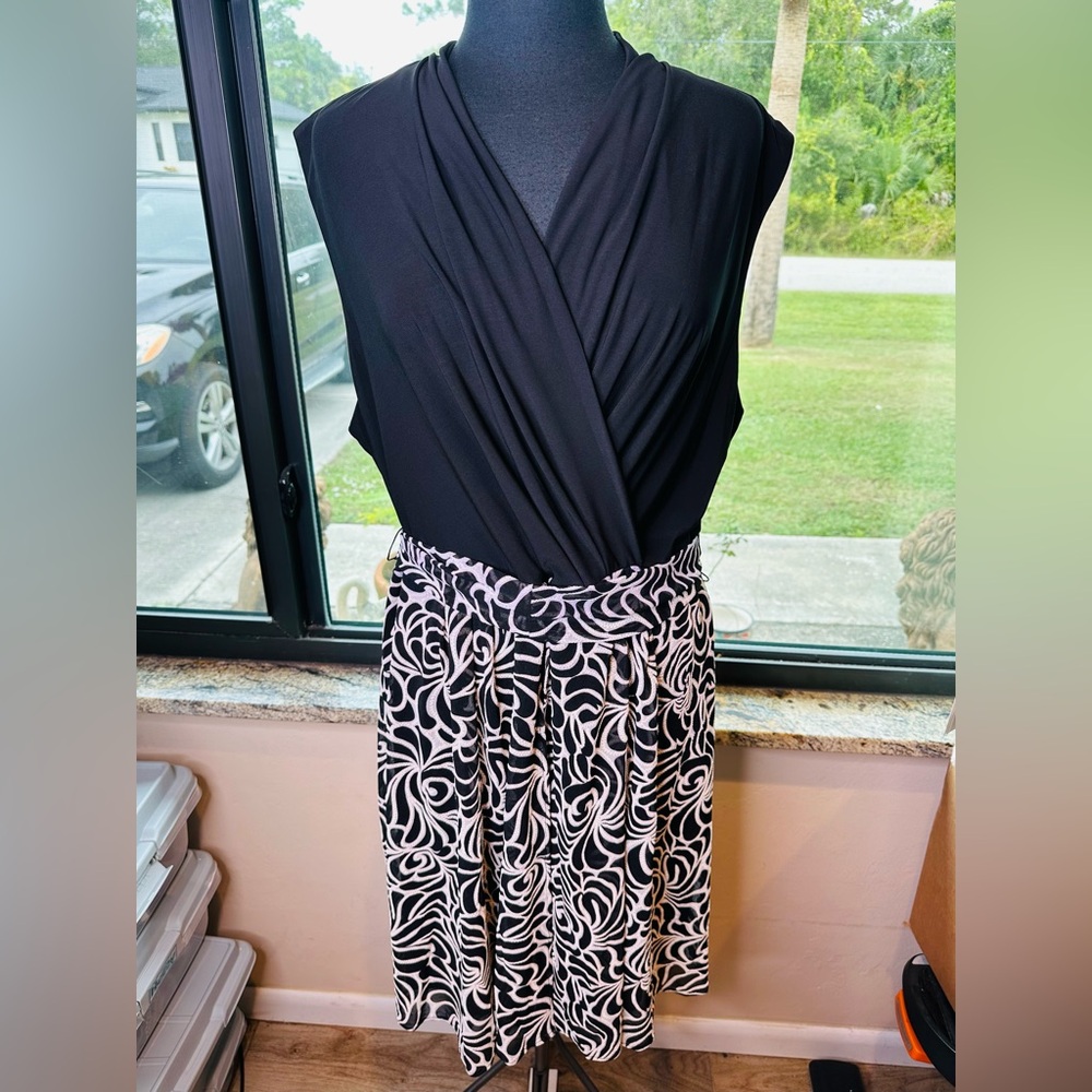 R&M RICHARDS Womens Black Floral Pleated Ruched Evening Dress Plus Woman Size 20